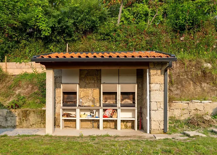 Casas De Bouro 3 Casa Do Alecrim تيراس دي بورو